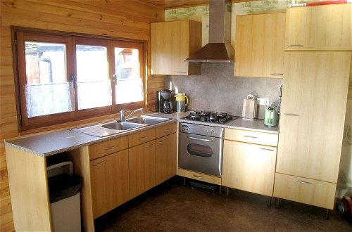 Photo 5 - Comfortable Chalet in Petit-han With Garden and Barbecue