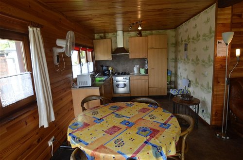 Foto 6 - Comfortable Chalet in Petit-han With Garden and Barbecue