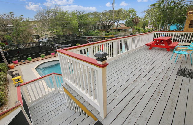 Abfab Seaside Cottage - Photo 7