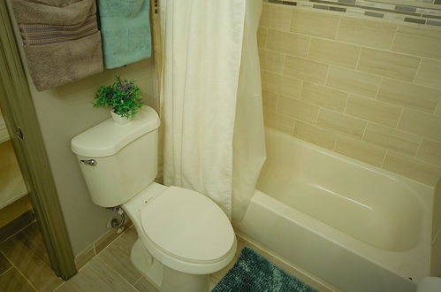 Foto 24 - 4Bdrm 2.5Bath 8Bed - Story North Houston