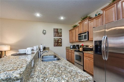 Photo 3 - Paradise Palms- 4 Bed Townhome W/splashpool-3087pp 4 Bedroom Townhouse by Redawning