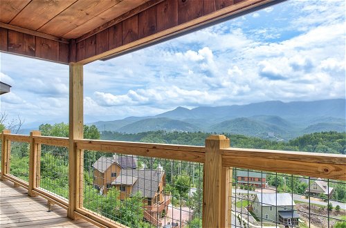 Photo 42 - Breathless Views by Jackson Mountain Rentals