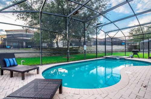 Photo 12 - Spacious Home W/private Pool/spa & Free Waterpark