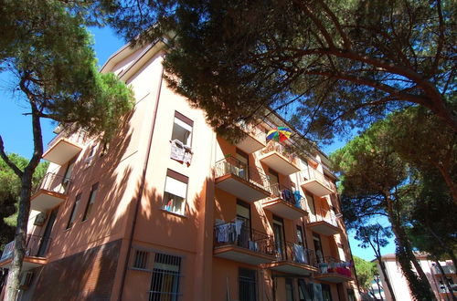 Photo 9 - Sun Drenched Seaside Holiday Home near Venice