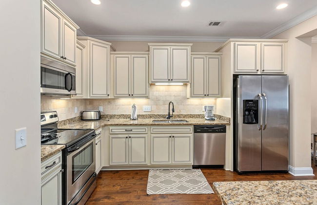 1203 Reserve Lane by Hodnett Cooper - Photo 7