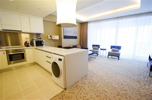 Photo 18 - Luxury 1 bedroom at Fashion Avenue Dubai Mall Residences