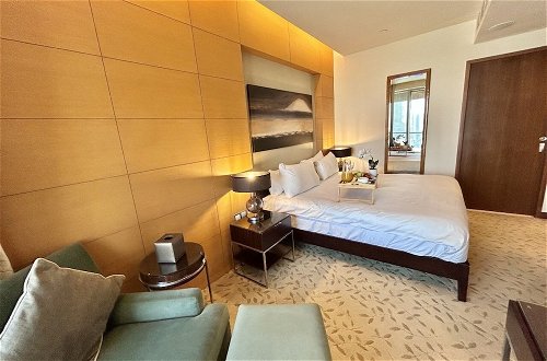 Photo 8 - Luxury 1 bedroom at Fashion Avenue Dubai Mall Residences
