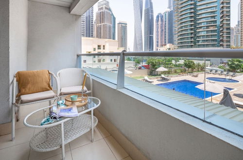 Foto 9 - Minutes From Beach! Bright 1BR in Dubai Marina