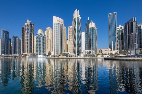 Foto 1 - Minutes From Beach! Bright 1BR in Dubai Marina