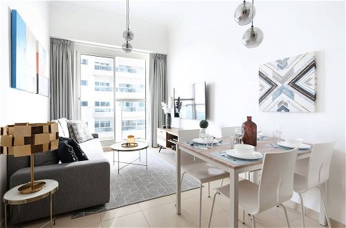 Foto 1 - Modern and Stylish 1BR in Business Bay