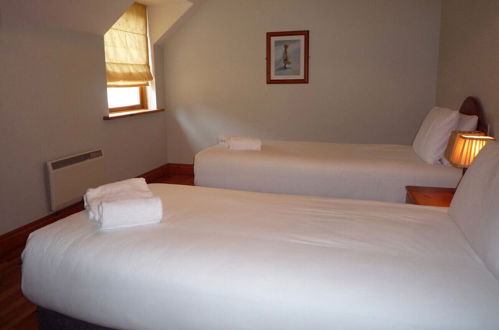 Photo 3 - Dingle Courtyard Cottages 3 Bed Sleeps 6