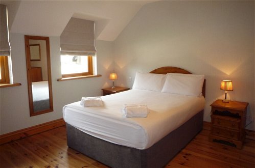 Photo 5 - Dingle Courtyard Cottages 3 Bed Sleeps 6