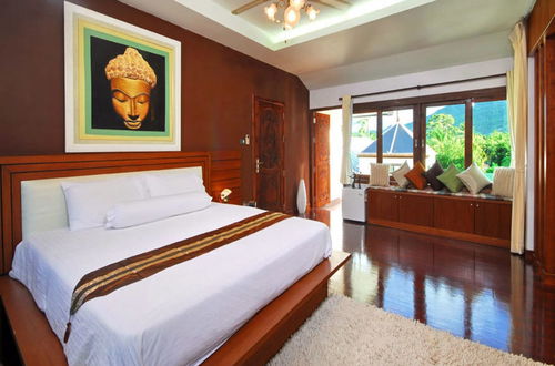 Photo 10 - 4 Bedroomed Villa In Chaweng P1 SDV193 - By Samui Dream Villas