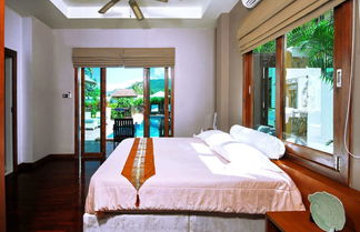 Photo 2 - 4 Bedroomed Villa In Chaweng P1 SDV193 - By Samui Dream Villas