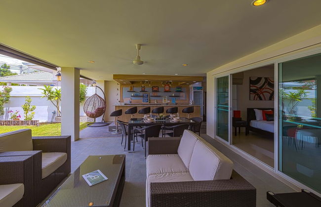 Cozy 3 Bedroom Pool Villa L70 - Photo 24