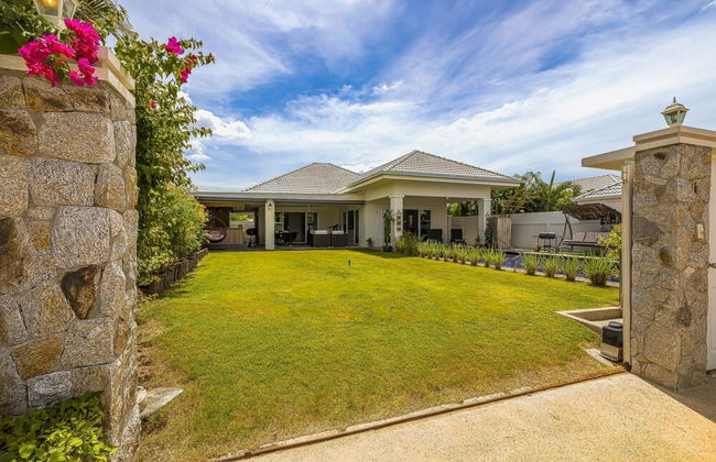 Cozy 3 Bedroom Pool Villa L70 - Photo 49