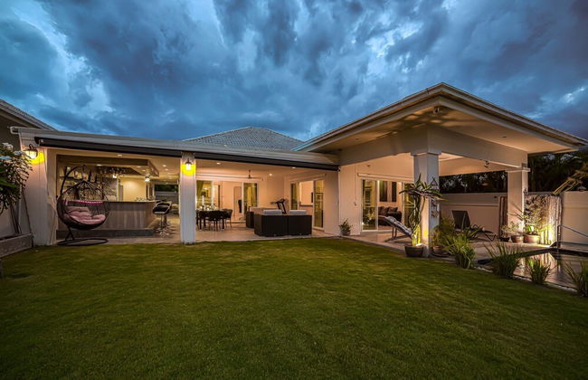 Cozy 3 Bedroom Pool Villa L70 - Photo 46