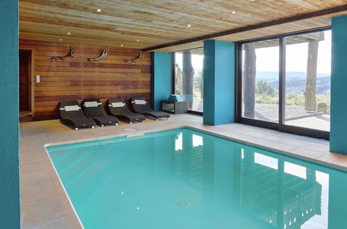 Photo 16 - Luxurious Holiday Home in Stoumont With Pool & Bar