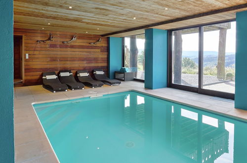 Photo 29 - Luxurious Holiday Home in Stoumont With Pool & Bar