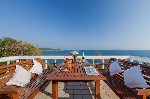 Photo 27 - Baan Khunying – Secluded Phuket Beachfront Villa - SHA Certified