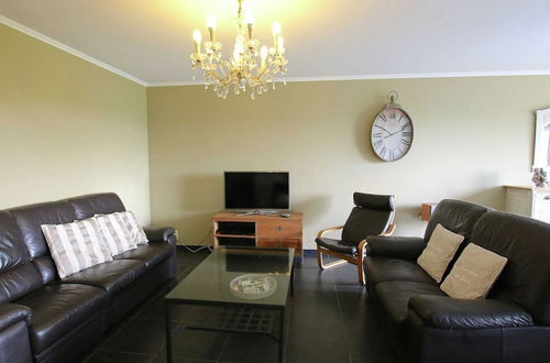 Photo 14 - Attractive Apartment in Jehonville With Terrace