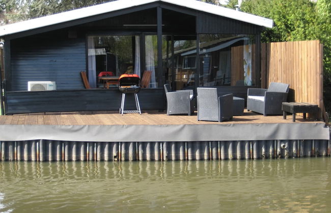 Modern Waterfront Chalet - Foto 26