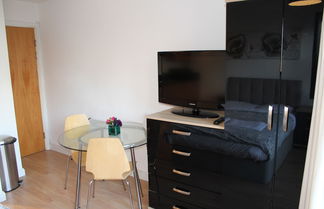 Photo 3 - Empire Serviced Apartments