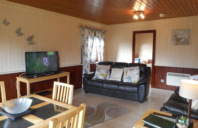 Birch Lodge 13 with Hot Tub - Foto 10