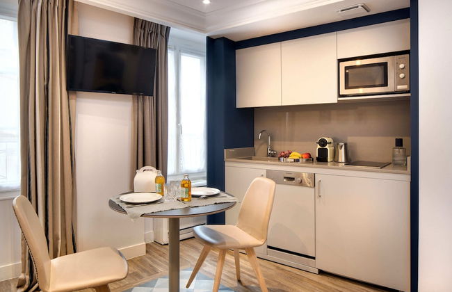 Serotel Suites - Photo 11