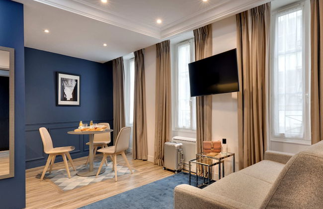 Serotel Suites - Photo 17
