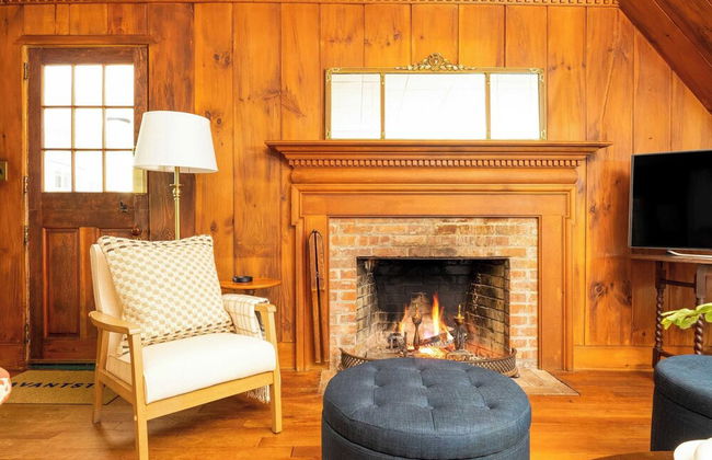 Whitney by Avantstay Private Berkshires Estate - Photo 31
