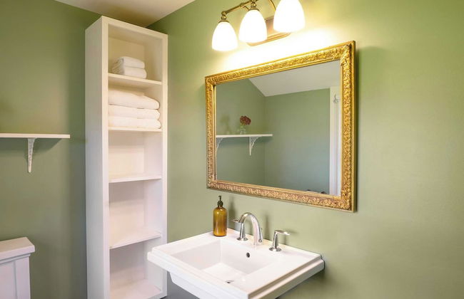 Whitney by Avantstay Private Berkshires Estate - Photo 23