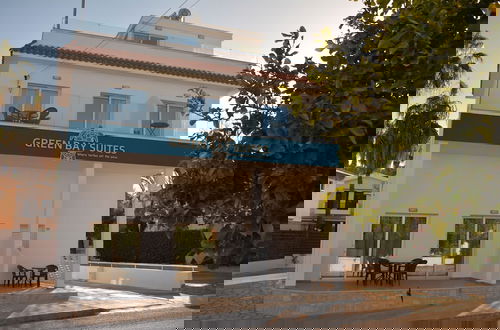 Foto 1 - Green Bay Suites