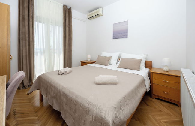 Double bed Room With Private Bathroom and Balcony - Foto 3