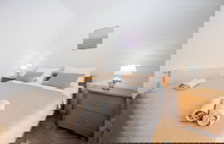 Photo 3 - Double bed Room With Private Bathroom and Balcony