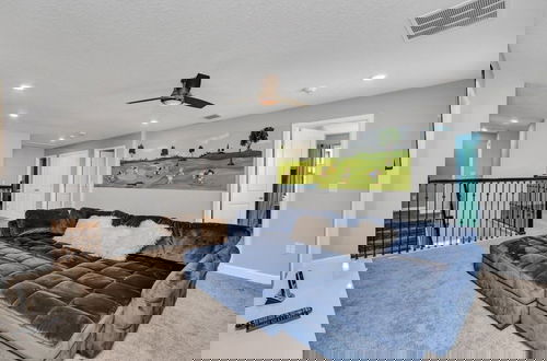 Foto 8 - Storey Lake Resort 9 Bed Game/theater Room 9 Bedroom Home by RedAwning