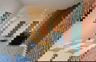 Photo 18 - The Lowry One-bedroom Apartment by Belvilla