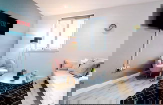 Photo 11 - The Lowry One-bedroom Apartment by Belvilla