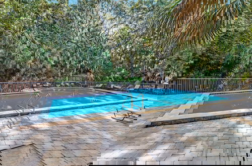 Foto 12 - Pool View Condo with Access to Walking or Biking Pathway Throughout Amelia Island Plantation by RedAwning