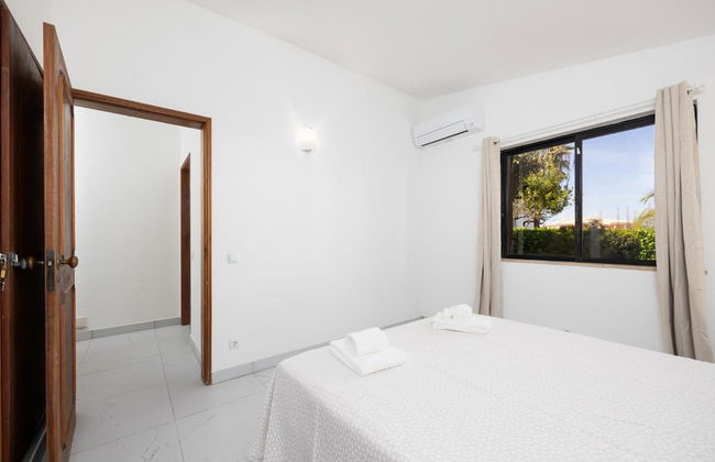 Villa Veiguinha in Vale Rebelho - Photo 38