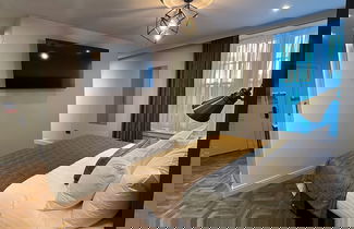 Photo 1 - King Street Aparthotel