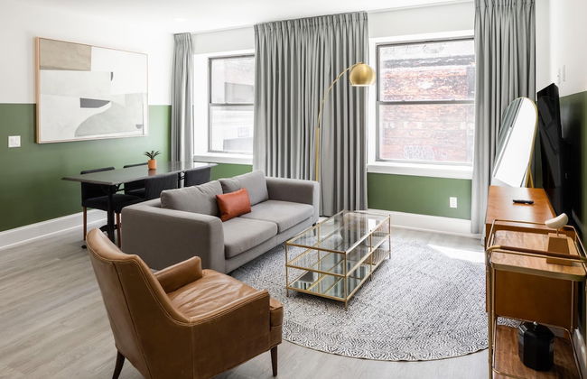 Sosuite Corner 1BR Apt w W D Desk - Foto 1