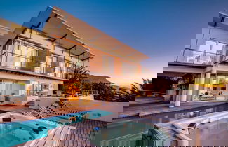 Foto 1 - Immaculate Camps Bay Villa w Jacuzzi Views Pool Villa Grenache