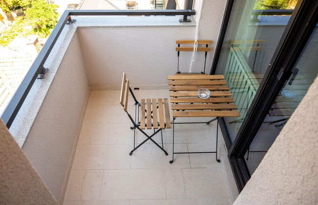 Spacious 1bdr Apartment in City Centre With Balcony - Photo 2