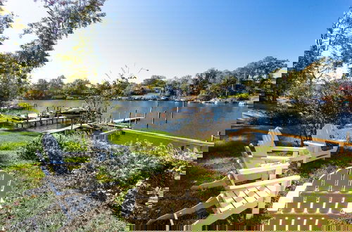 Photo 2 - 12 M to Naval Acadmey Waterfront Calming Paradise
