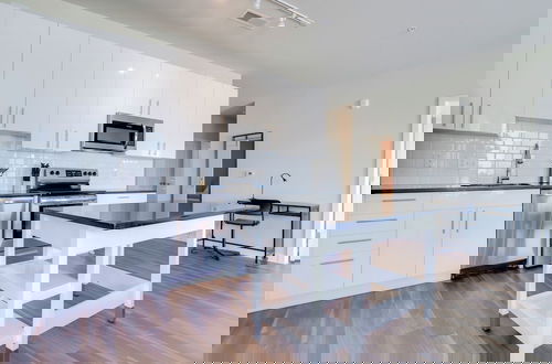 Photo 17 - Spacious Apartment in Alexandria