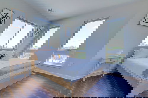 Photo 6 - Spacious Apartment in Alexandria