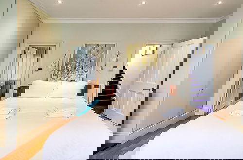 Foto 19 - London Luxe Retreat: 5-bed Gem