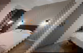 Foto 2 - Executive Suites by Modern Living