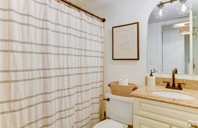 Coastal Paradise Condo Steps To Crescent Beach - Foto 12